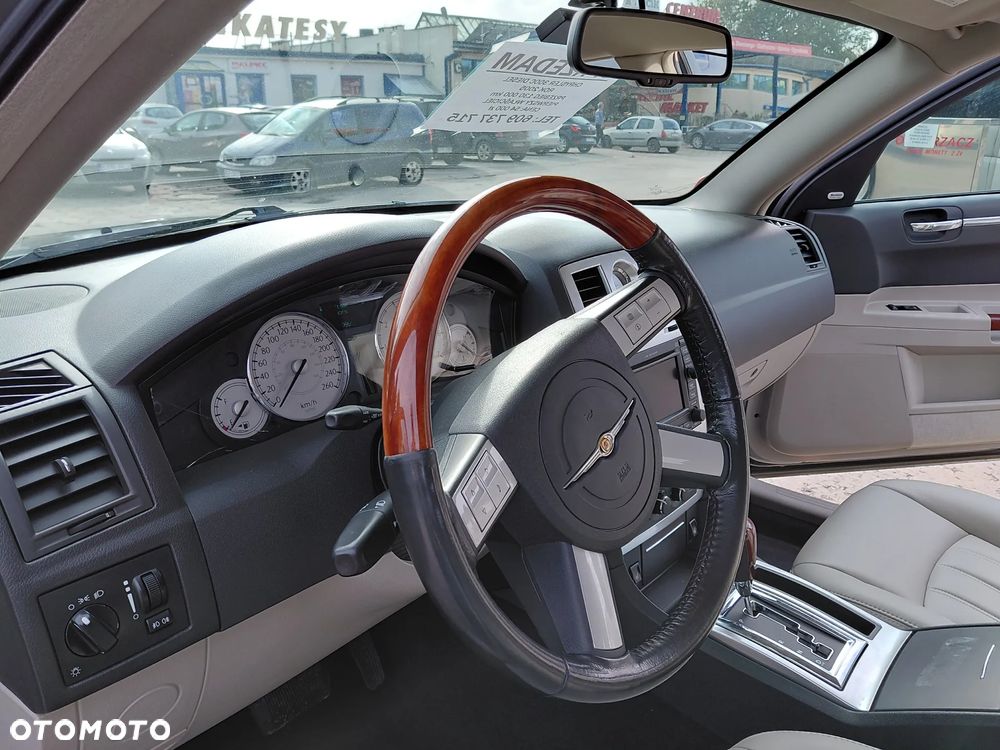 Chrysler 300C 3.0 V6 CRD - 21
