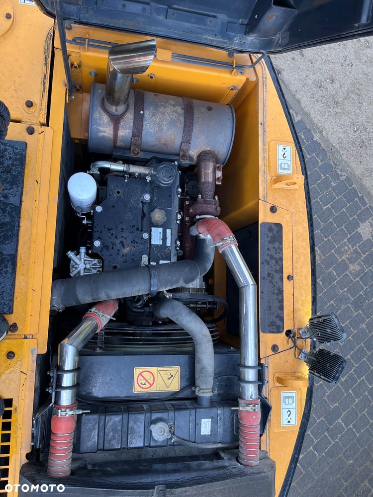 Hyundai ROBEX 140W-7A - 16