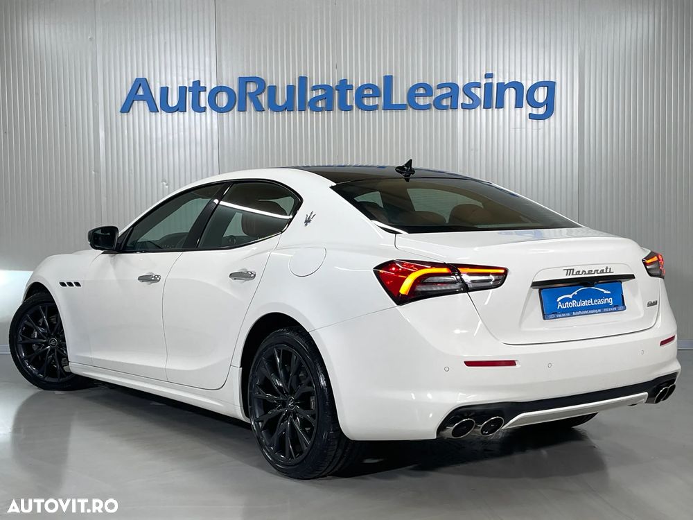 Maserati Ghibli GT Hybrid - 4
