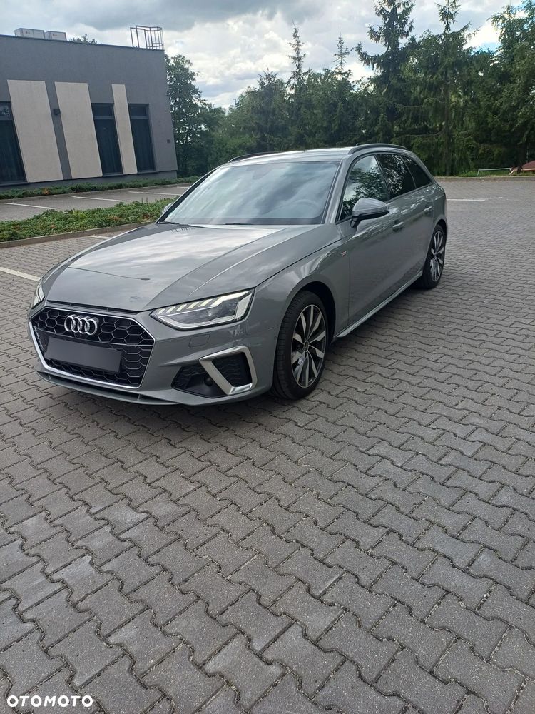 Audi A4 Avant - 13