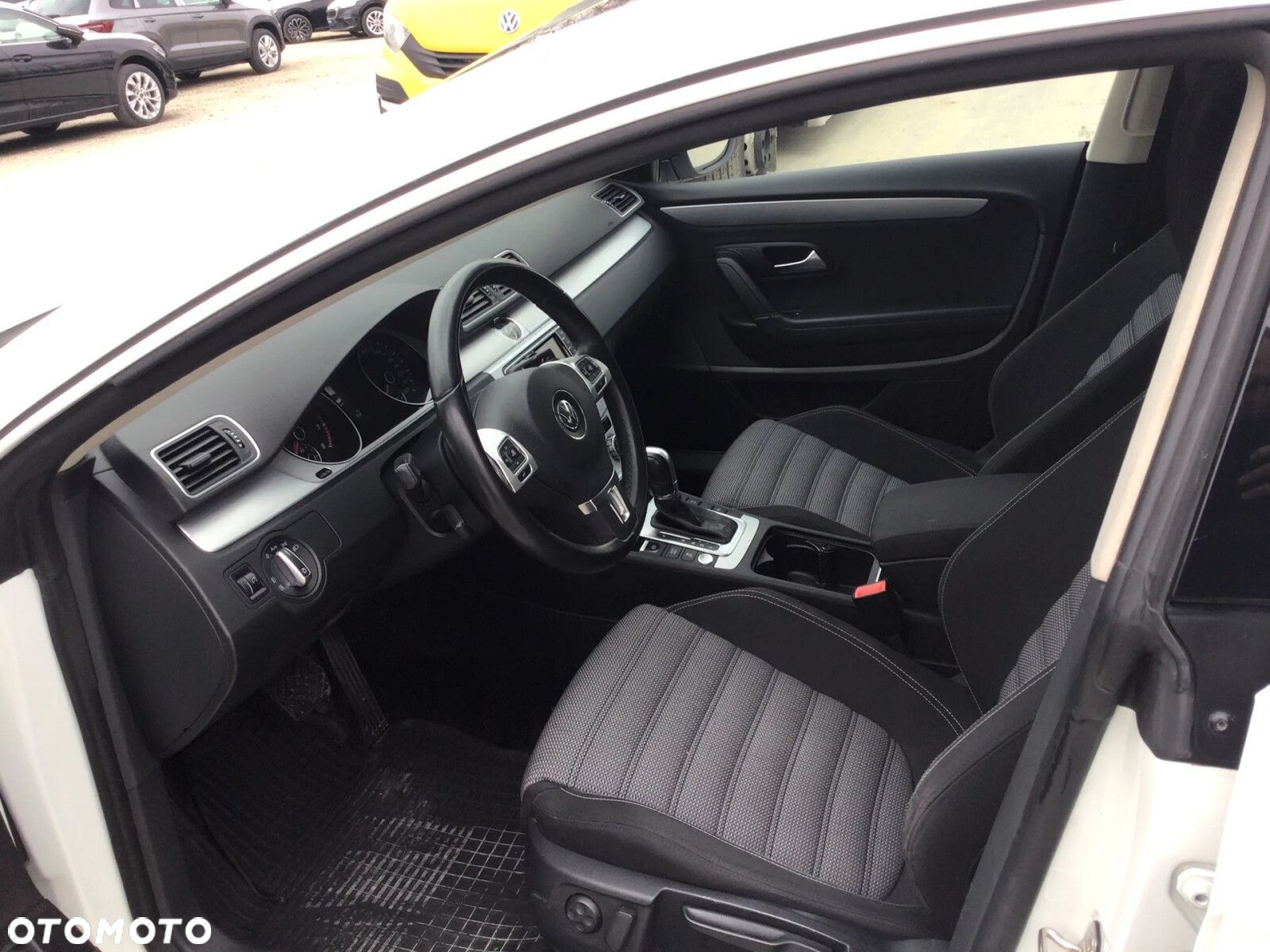 Volkswagen Passat CC - 10