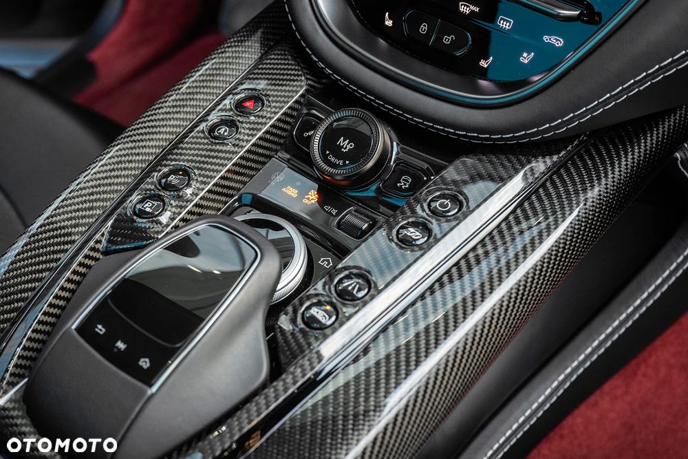 Aston Martin DBX707 - 20