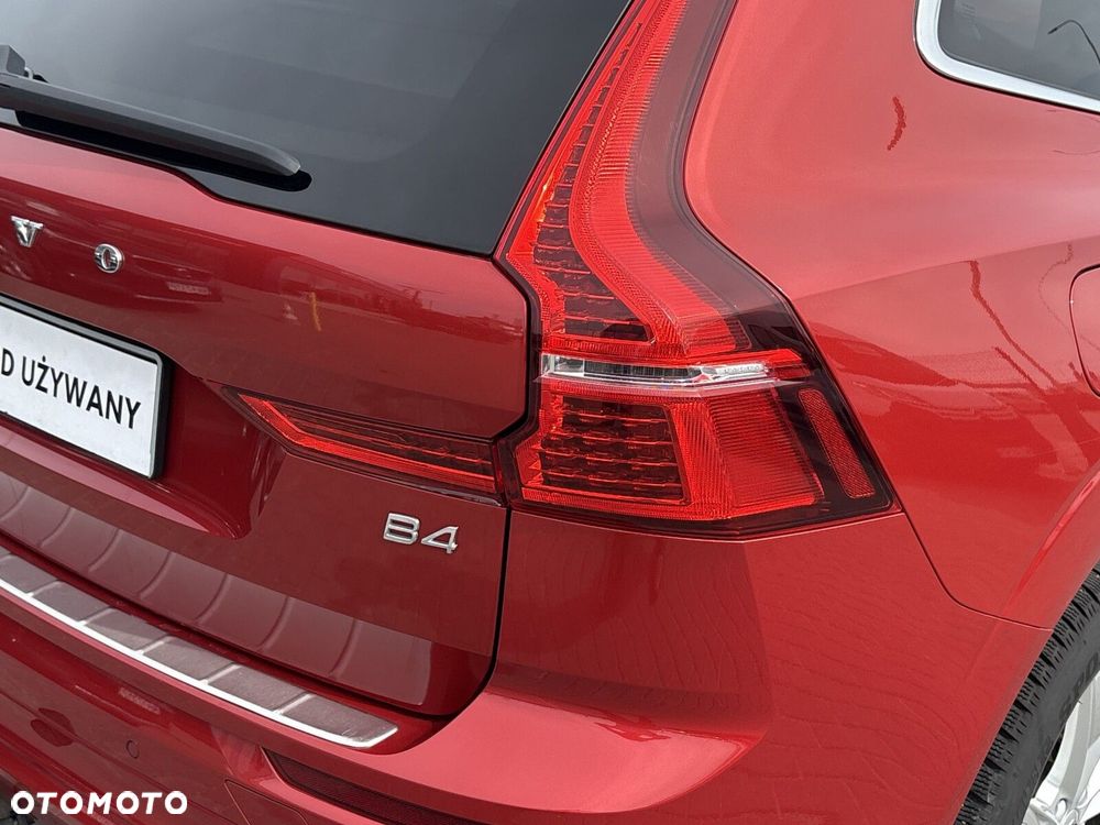 Volvo XC 60 B4 D Momentum - 32