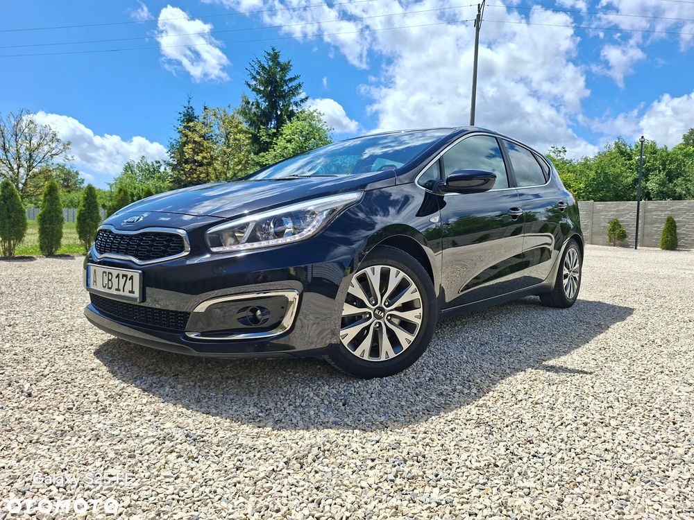 Kia Ceed 1.6 GDI Platinum Edition - 1