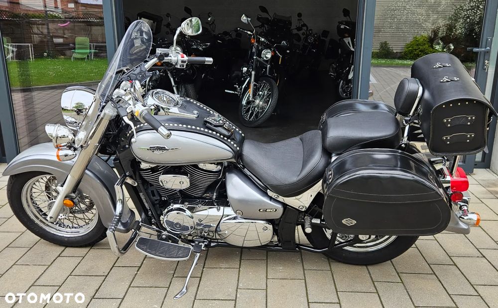 Suzuki VL 800 Volusia - Boulevard C50 - 17