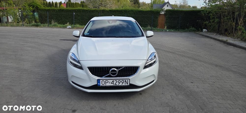 Volvo V40 T3 Drive-E Momentum - 3