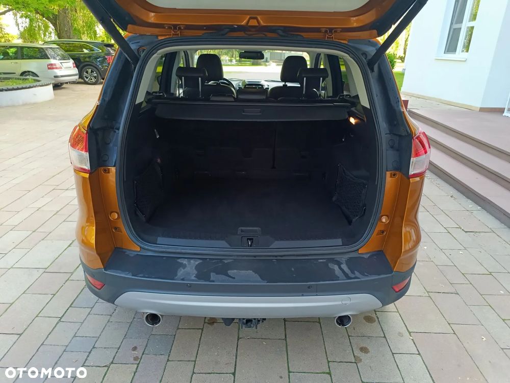 Ford Kuga 2.0 TDCi 4x4 Titanium - 35