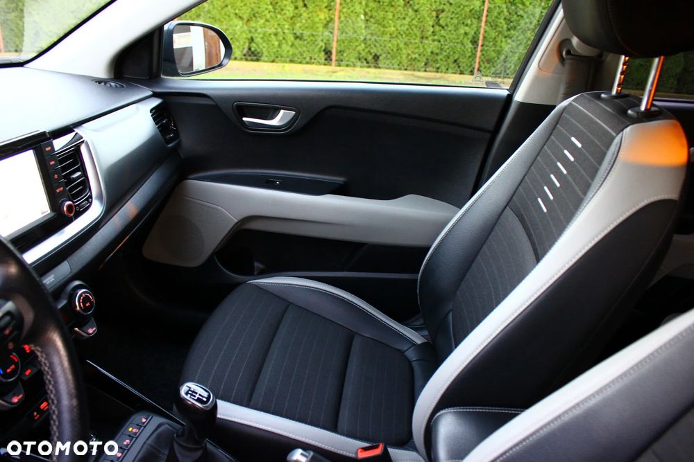 Kia Stonic 1.6 CRDi SCR XL - 28