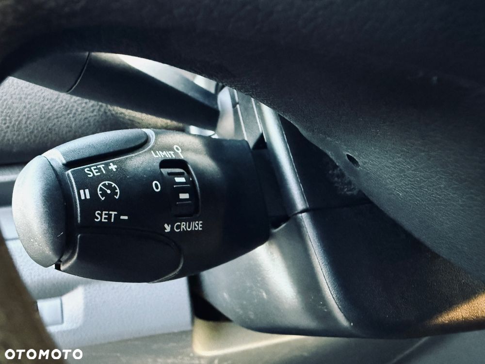 Opel Vivaro - 15