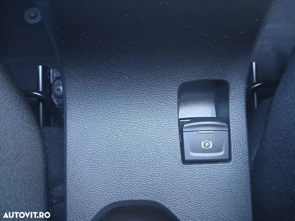 Dacia Sandero TCe 90 MT6 Comfort - 11