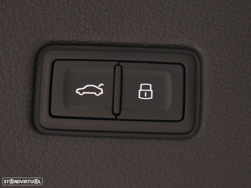 Audi Q8 55 TFSIe quattro Tiptronic - 21