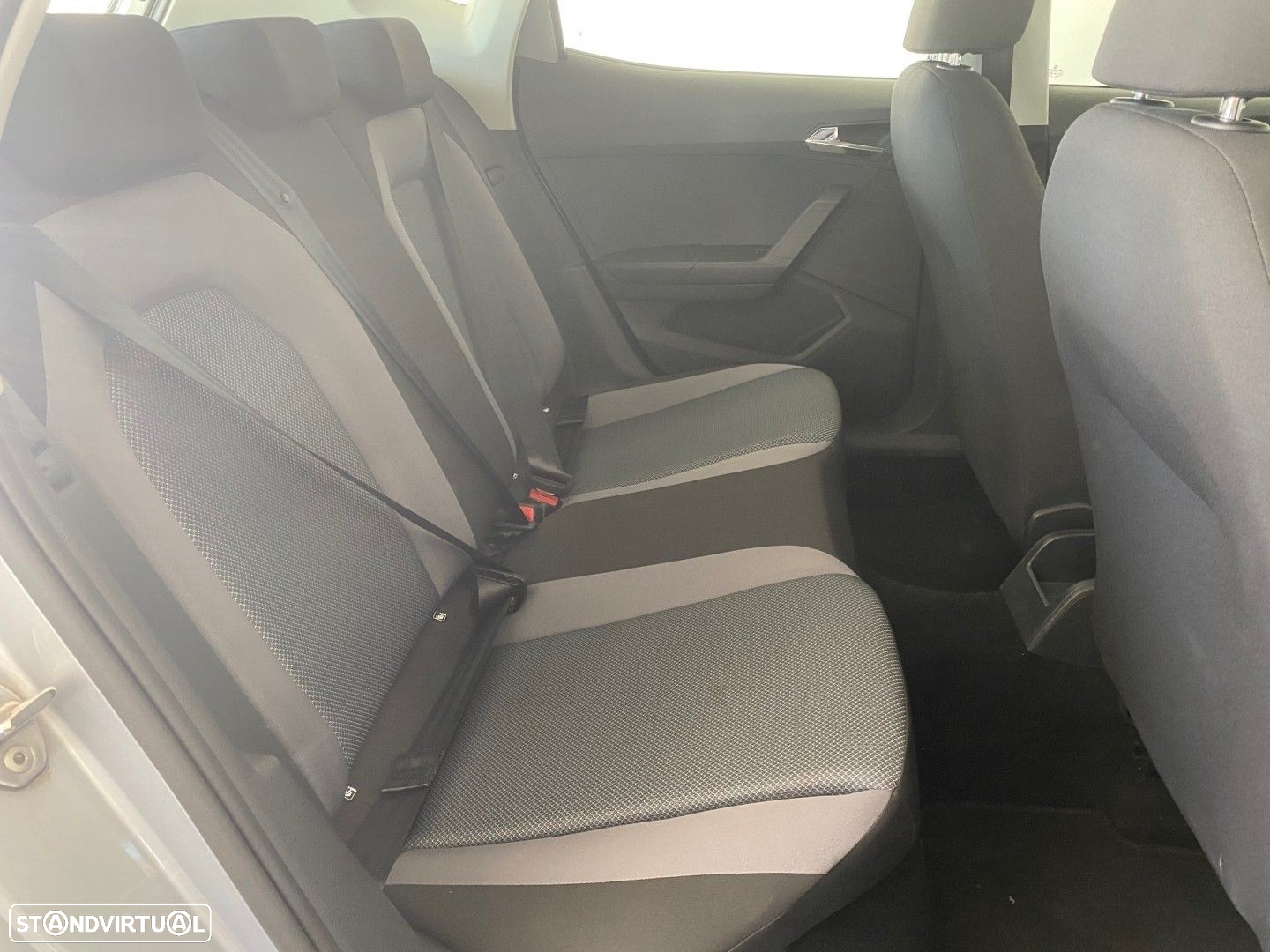 SEAT Arona 1.0 TSI Style - 33