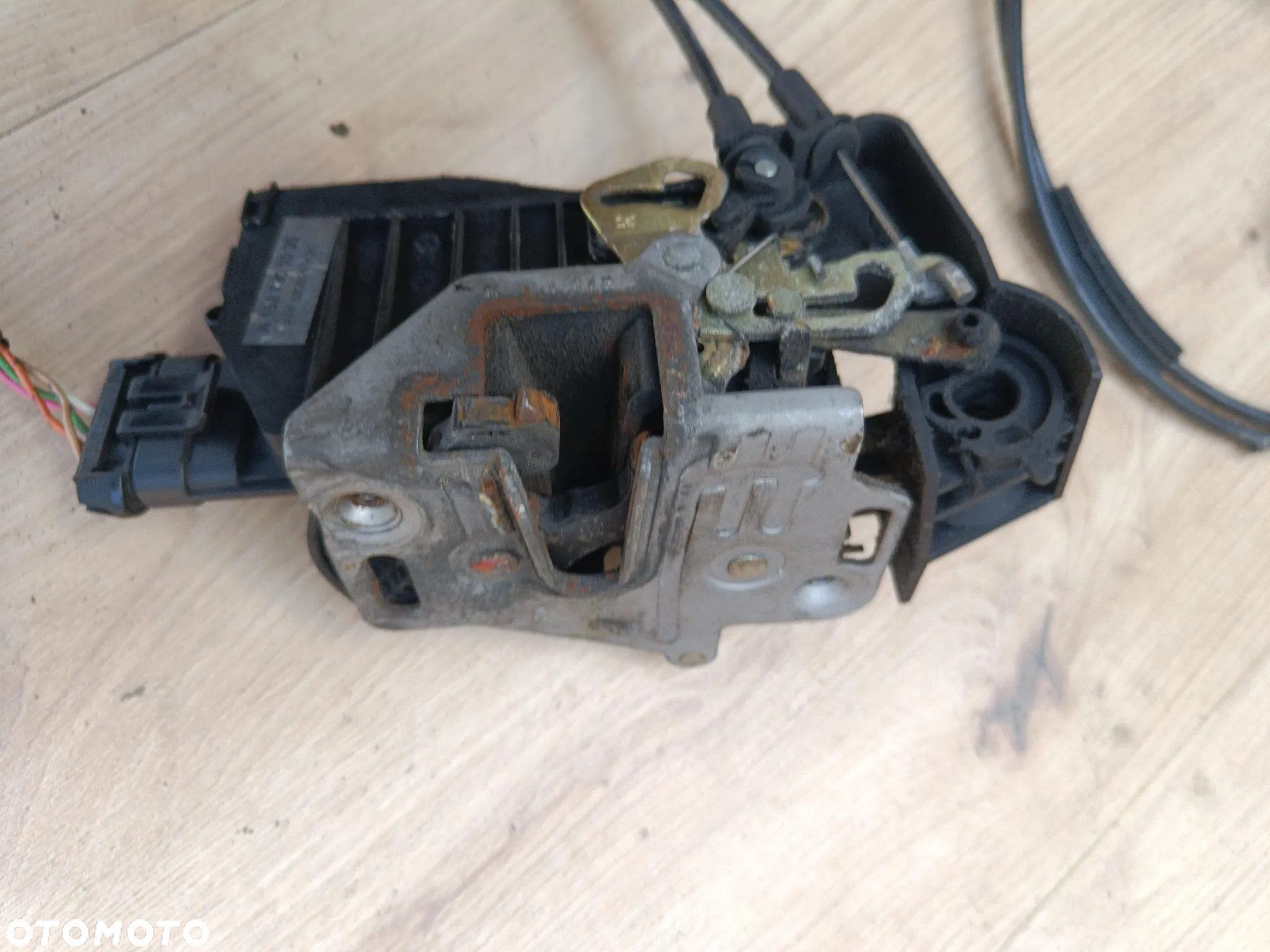 MERCEDES W163 ML ZAMEK DRZWI LEWY PRAWY TYŁ TYLNY 5 PINÓW - 4