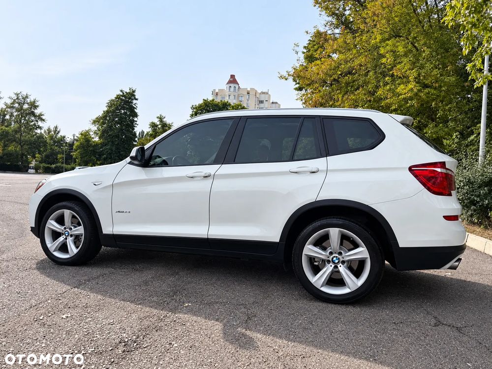 BMW X3 xDrive28i Advantage sport - 5