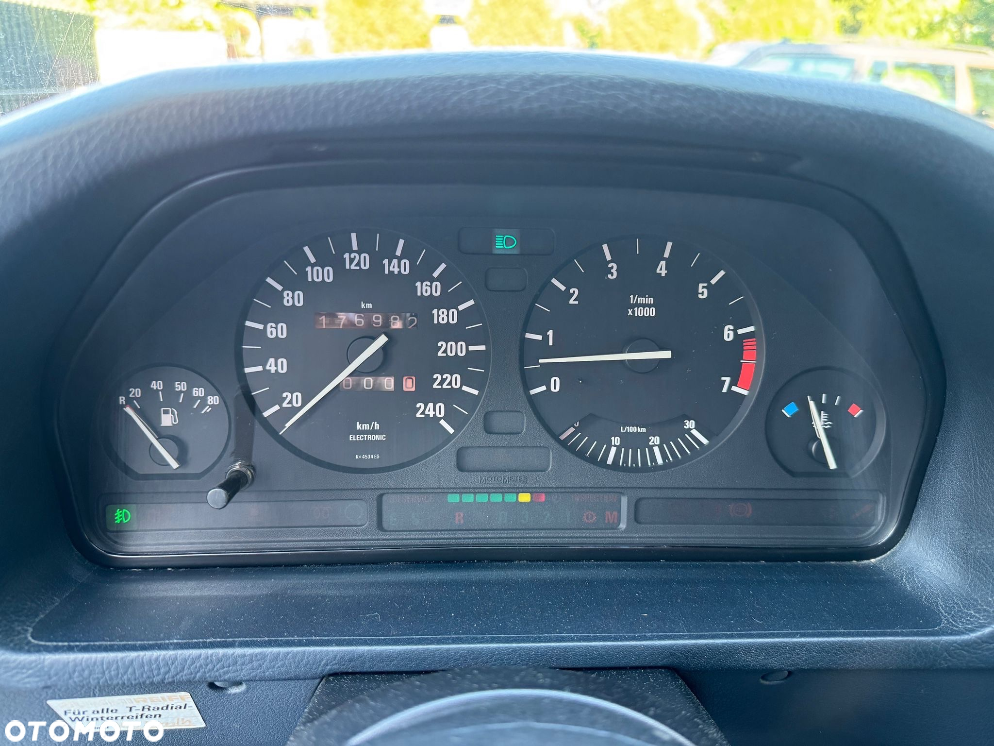 BMW Seria 5 520i - 12