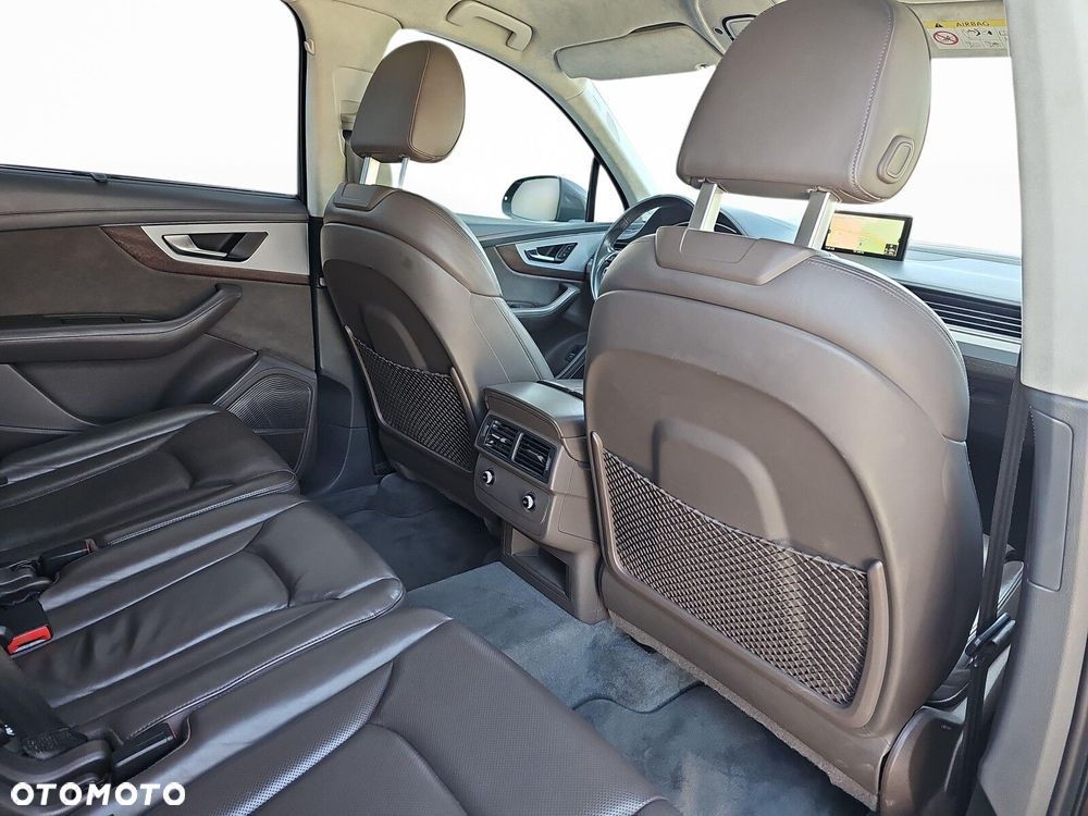 Audi Q7 - 29