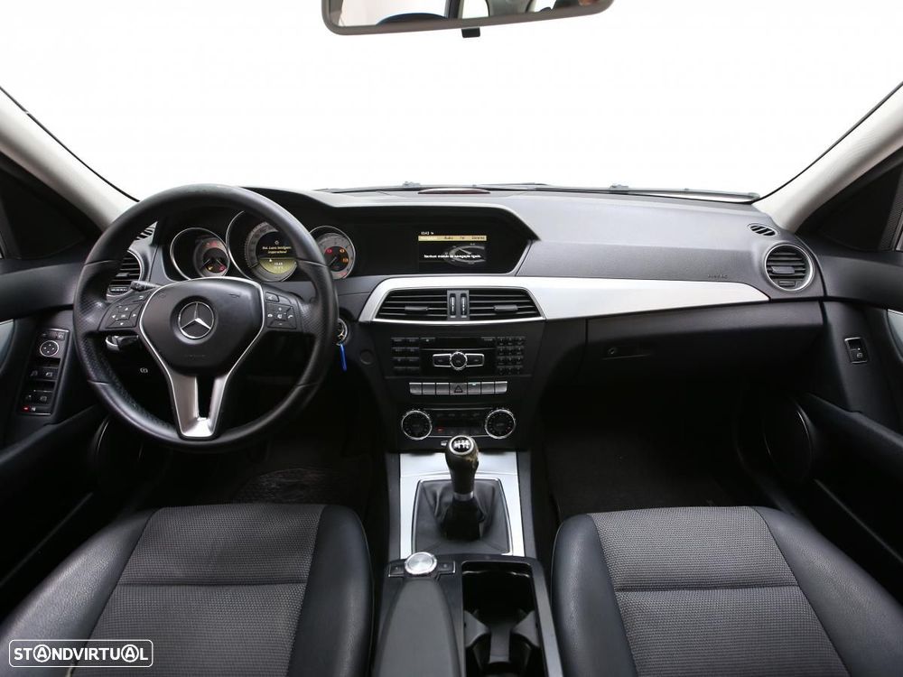 Mercedes-Benz C 220 - 6