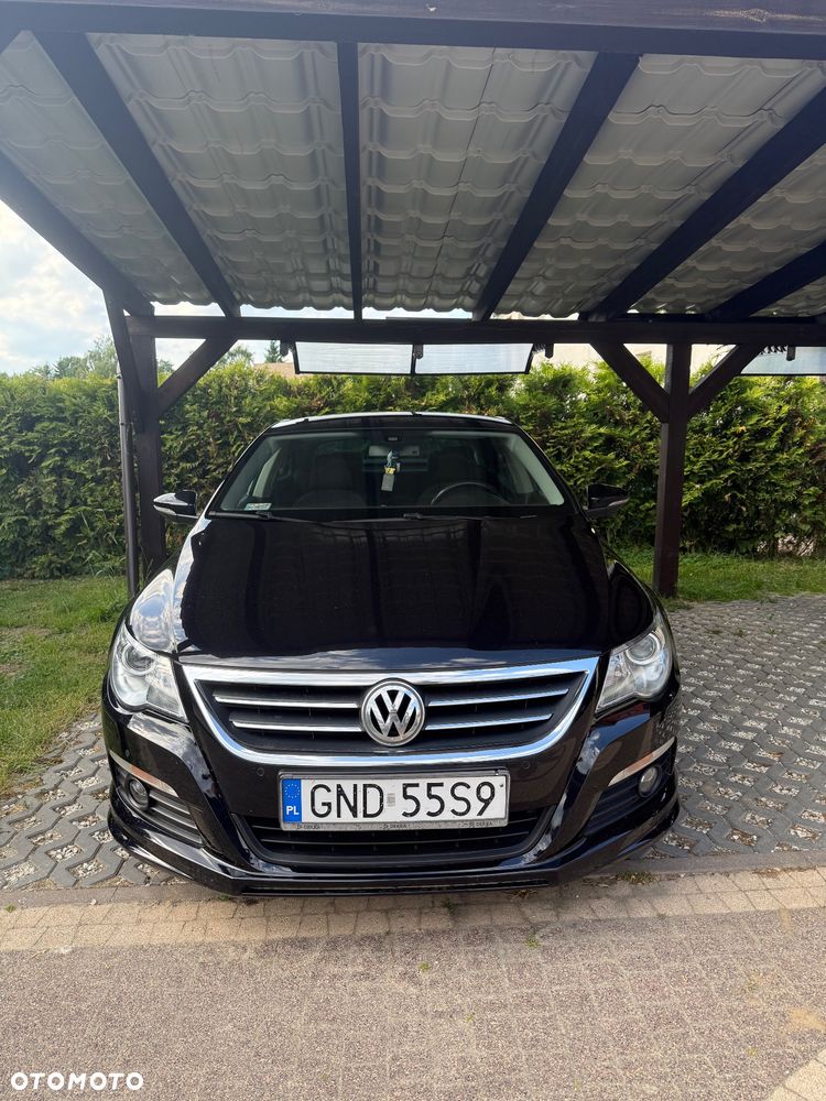 Volkswagen Passat CC - 2