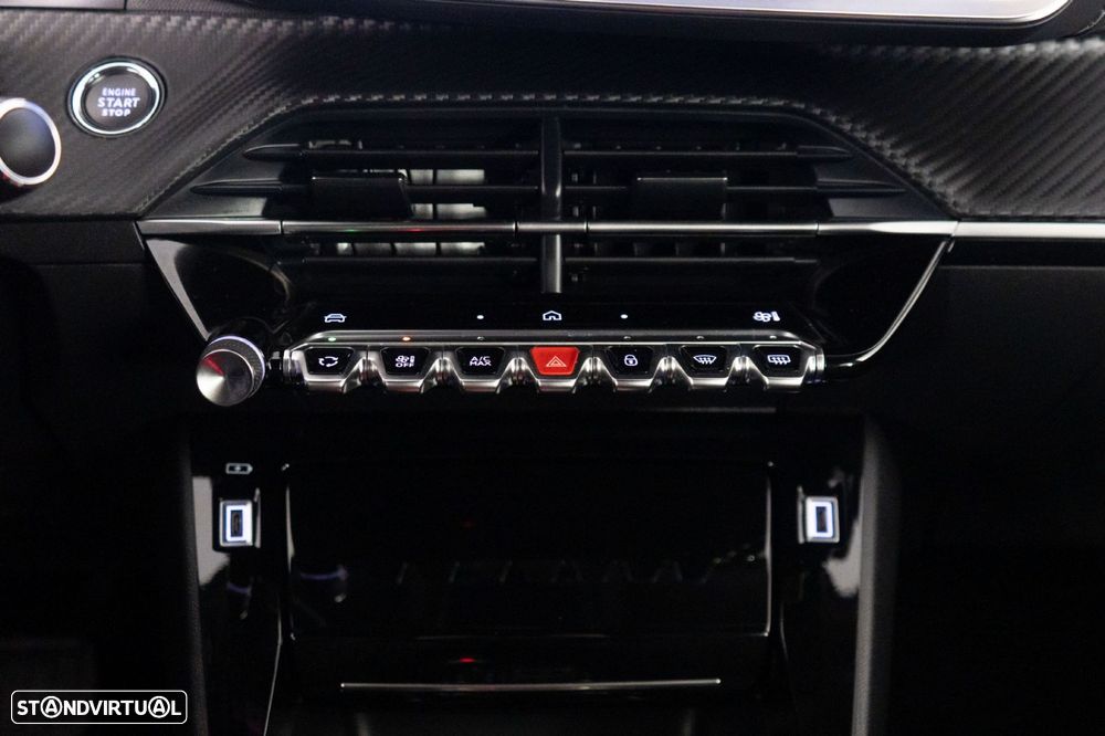 Peugeot 2008 1.2 PureTech Allure Pack EAT8 - 27