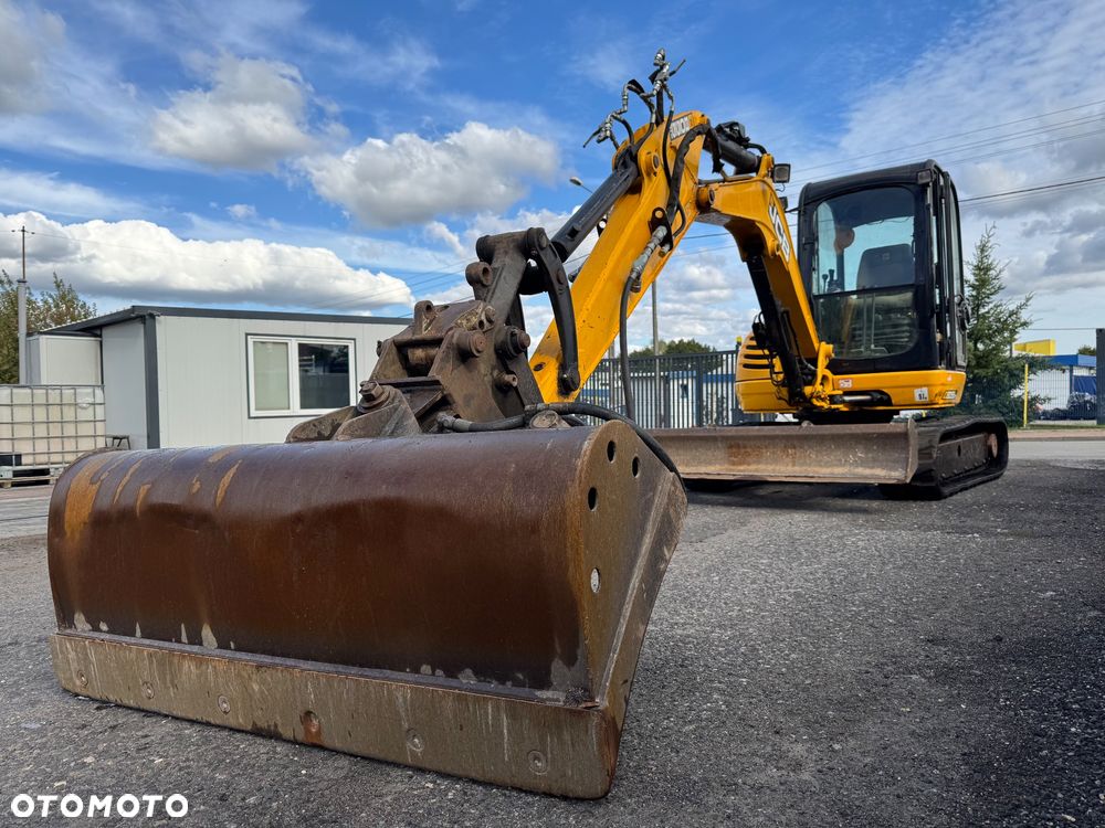 JCB 8055 - 1