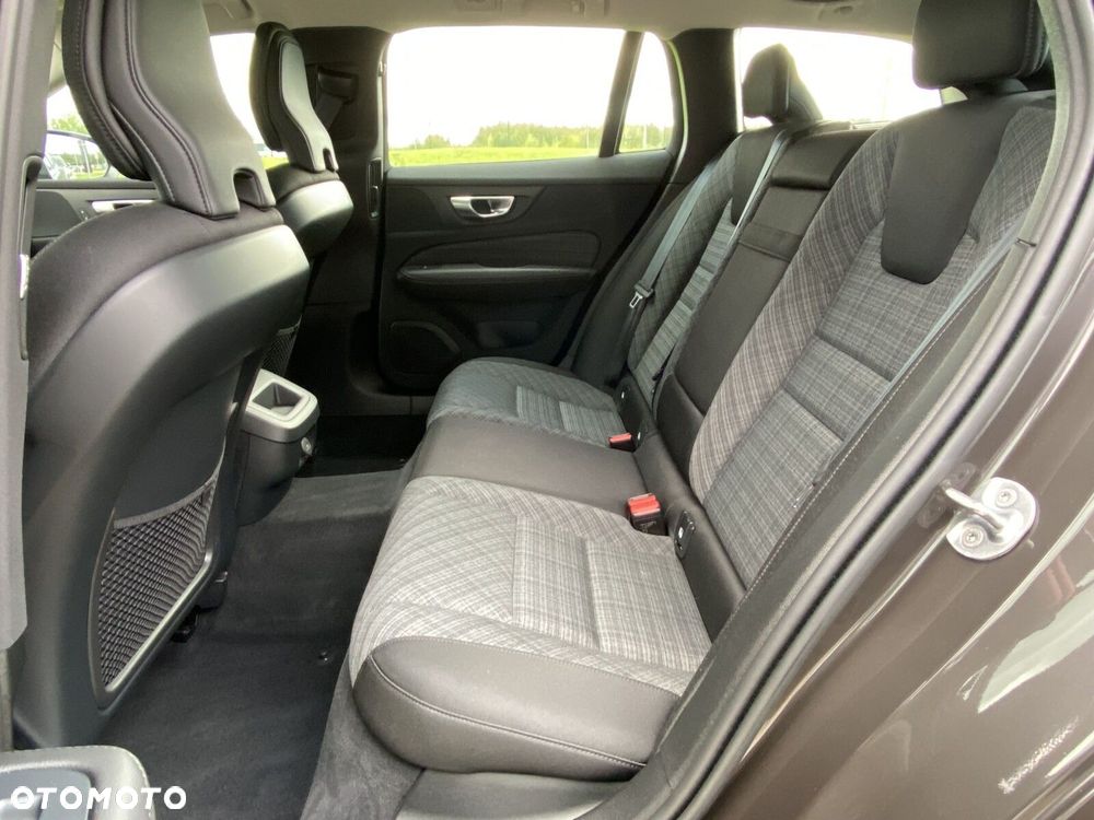 Volvo V60 - 13