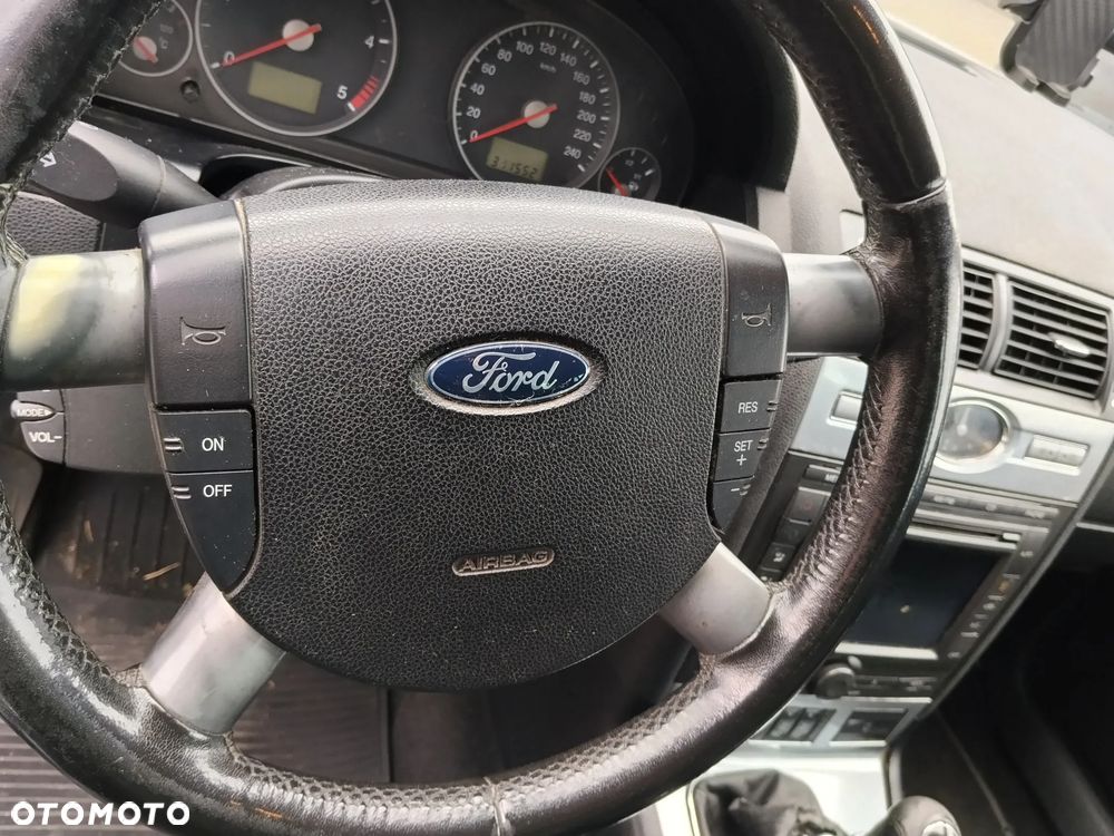 Ford Mondeo 2.0 TDCi Titanium X - 35