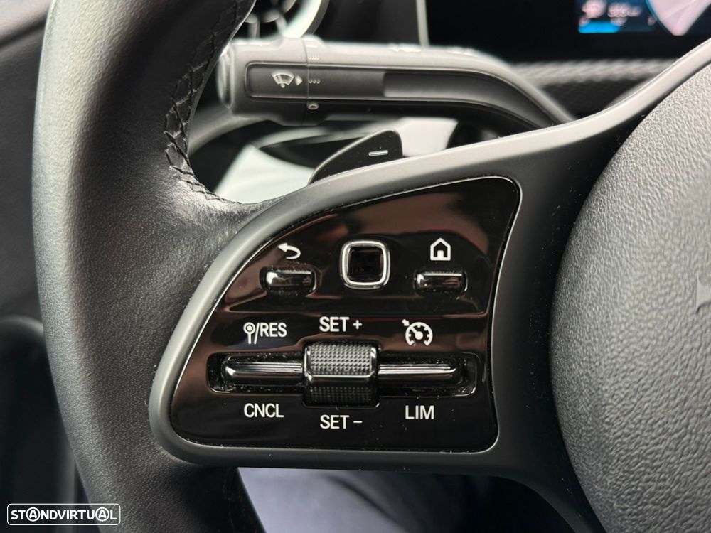 Mercedes-Benz A 200 Limousine d Style Plus Aut. - 26