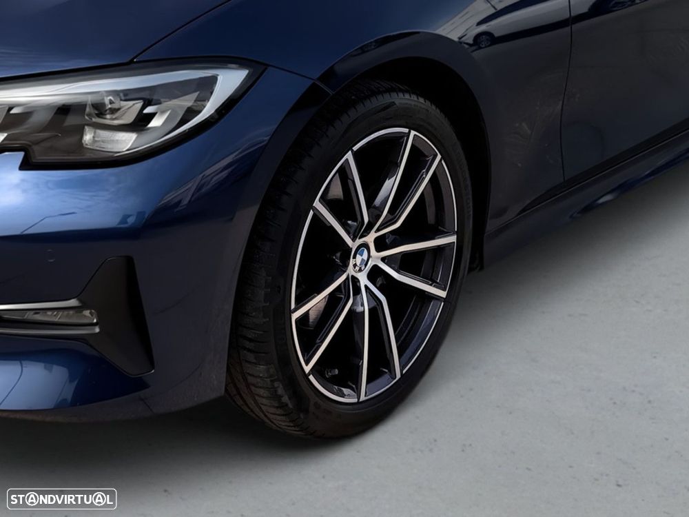 BMW 320 d Touring Line Sport Auto - 4
