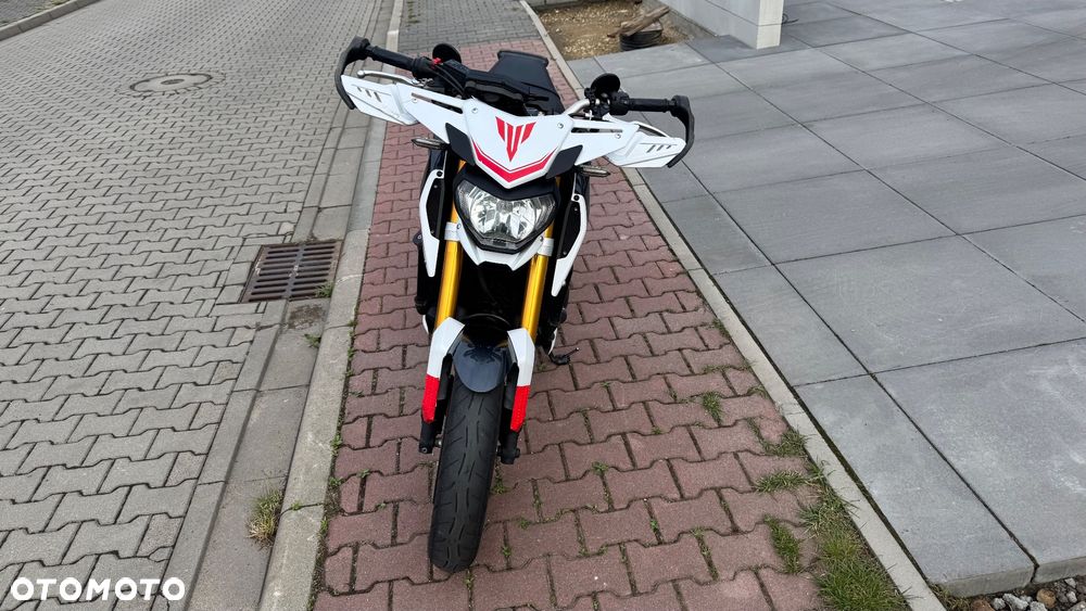 Yamaha MT - 2