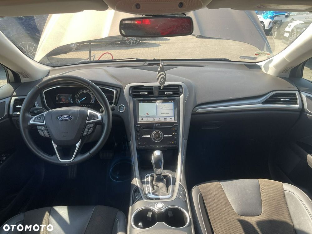 Ford Mondeo - 11