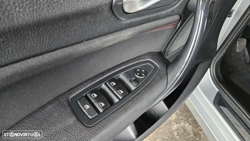 BMW 120 d xDrive Sport Line - 13