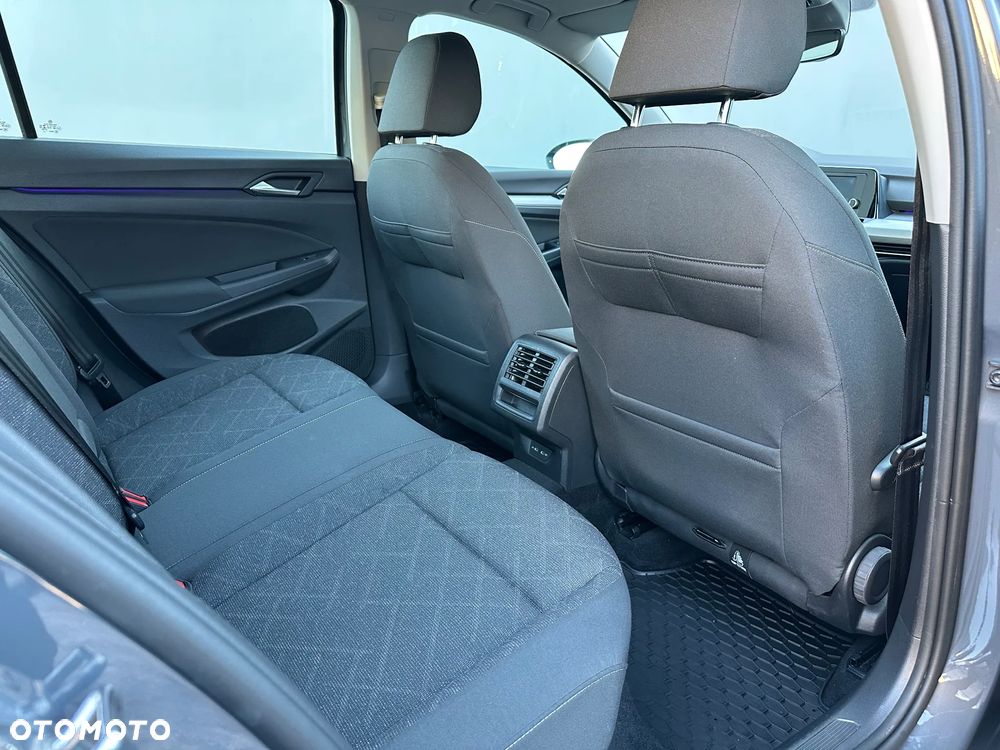 Volkswagen Golf VIII 1.5 eTSI EVO Life DSG - 19