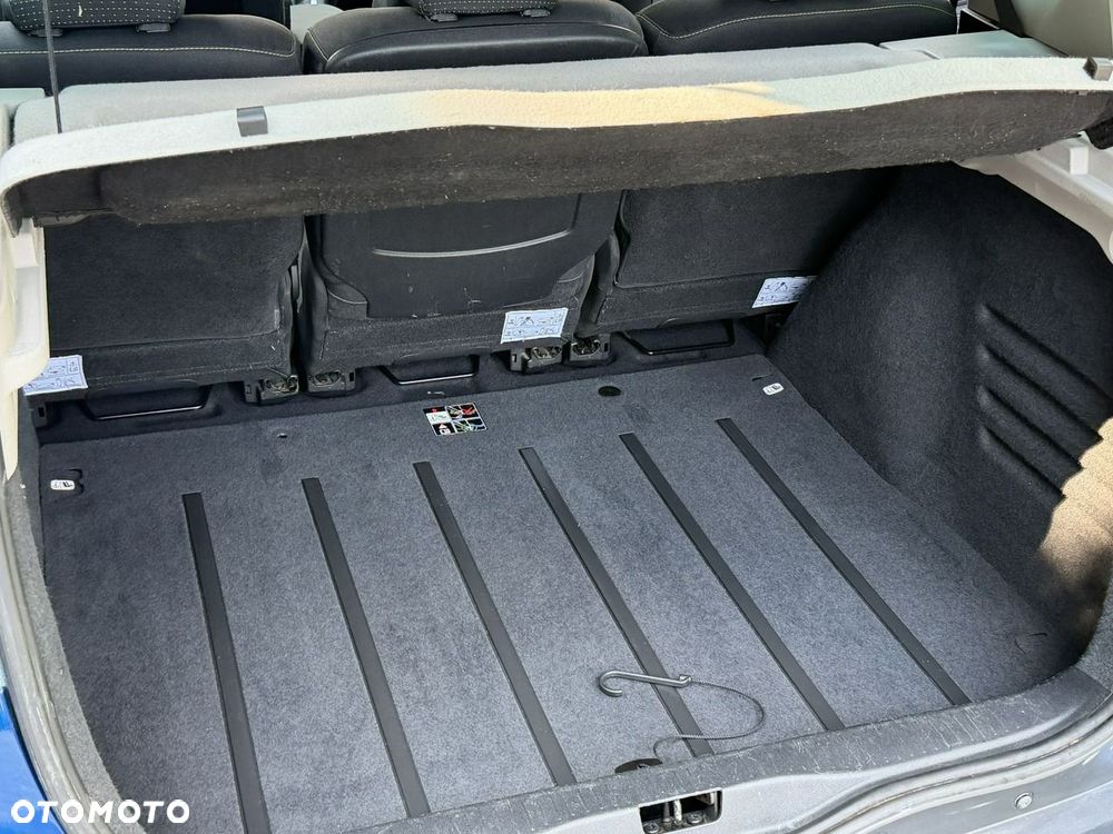 Renault Scenic - 21