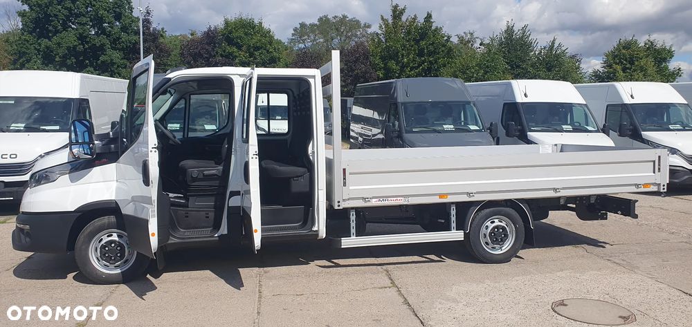 Iveco 35S18HD DOKA 7 OSÓB OKAZJA hak gratis - TANIO !! WYPRZEDAŻ - 13