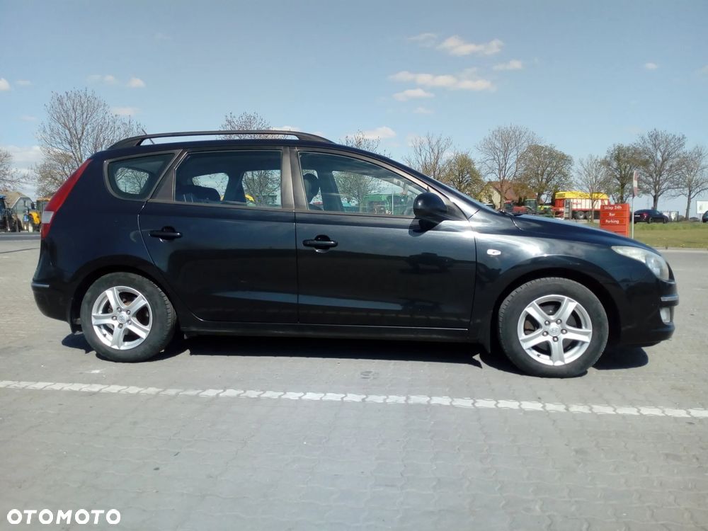 Hyundai i30 1.6 CRDi Comfort - 10