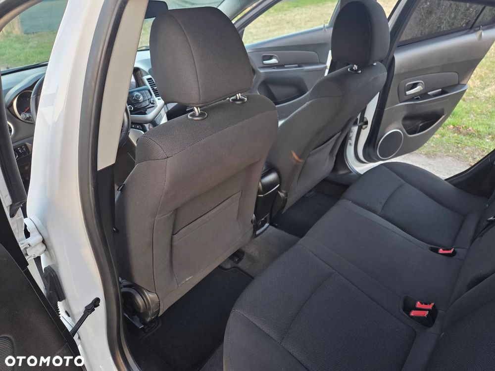 Chevrolet Cruze 1.6 LT - 20