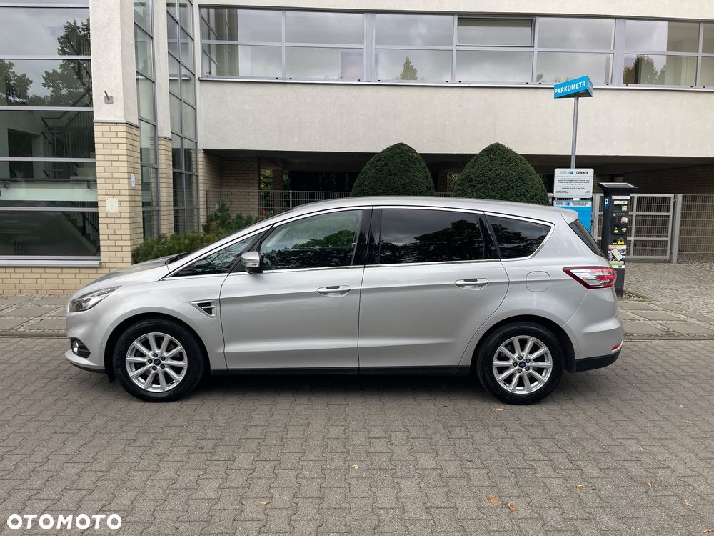 Ford S-Max - 12