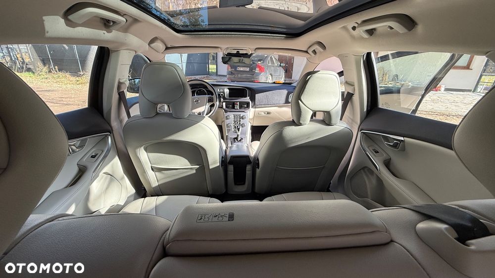Volvo V40 - 8