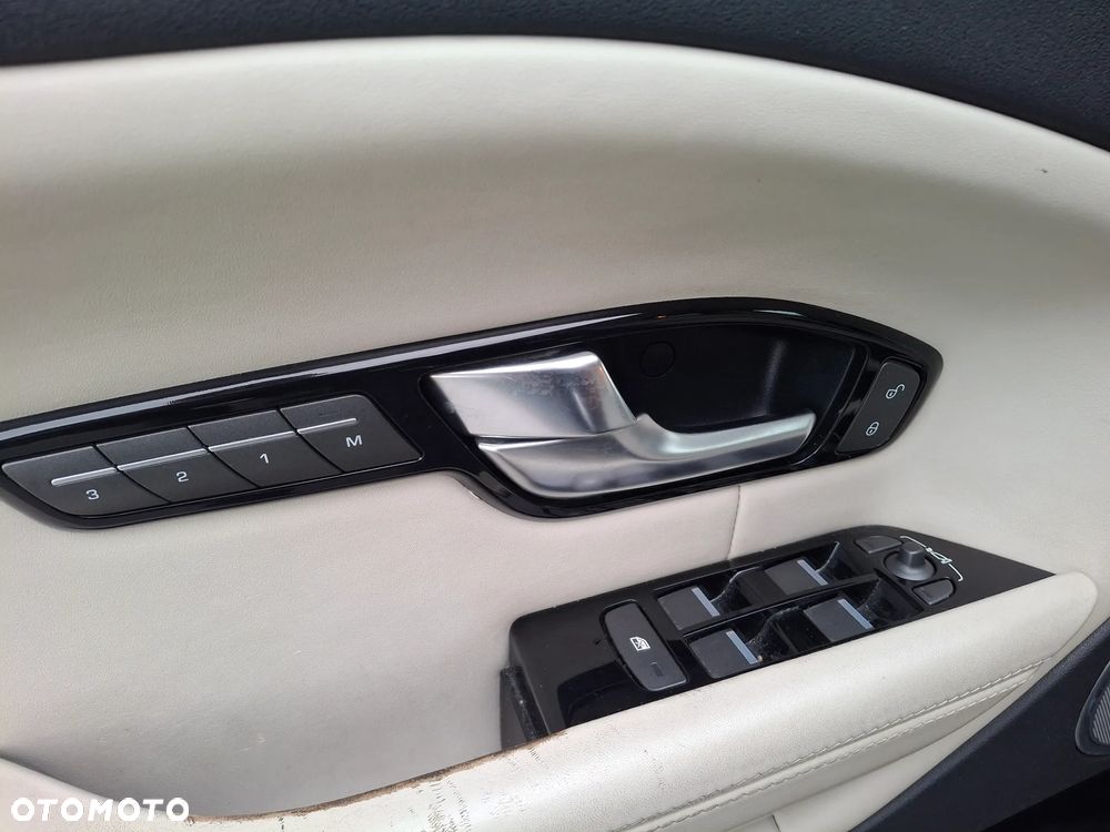 Land Rover Range Rover Evoque TD4 SkyView Edition - 10
