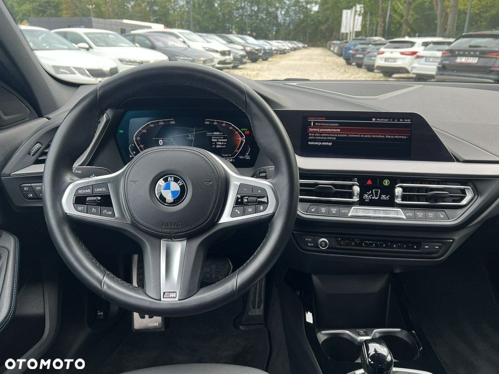 BMW Seria 1 116i M Sport - 33