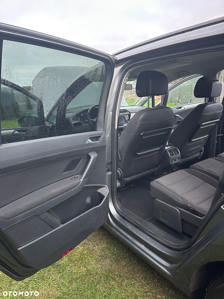 Volkswagen Touran 2.0 TDI SCR (BlueMotion Technology) DSG Comfortline - 18