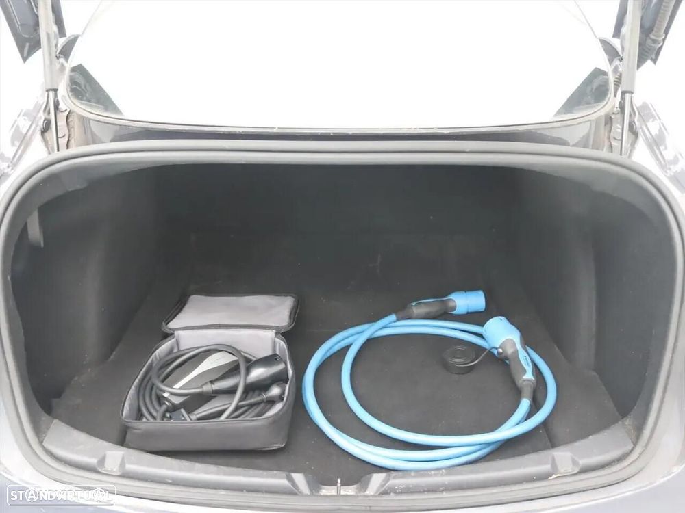Tesla Model 3 Standard Range Plus RWD - 23