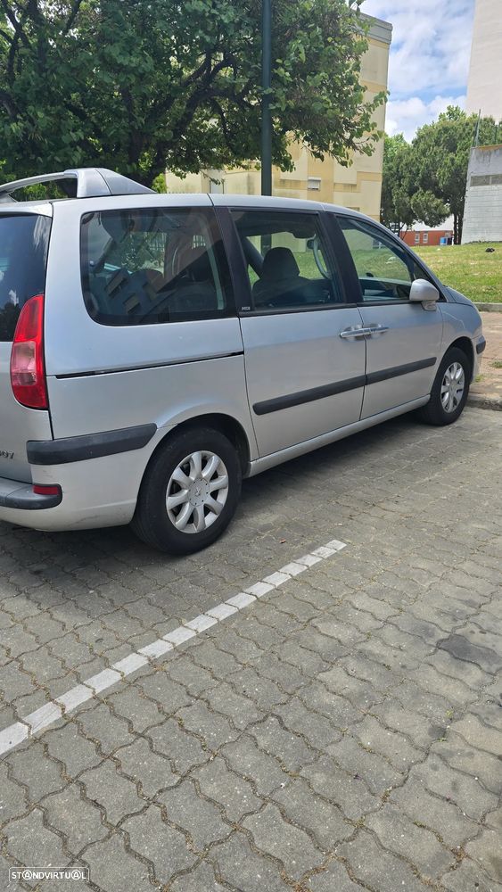 Peugeot 807 2.2 HDi - 2