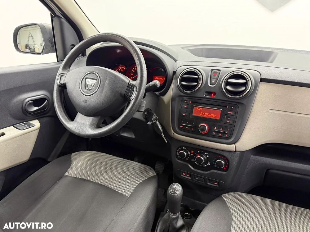 Dacia Lodgy 1.6 Laureate - 19