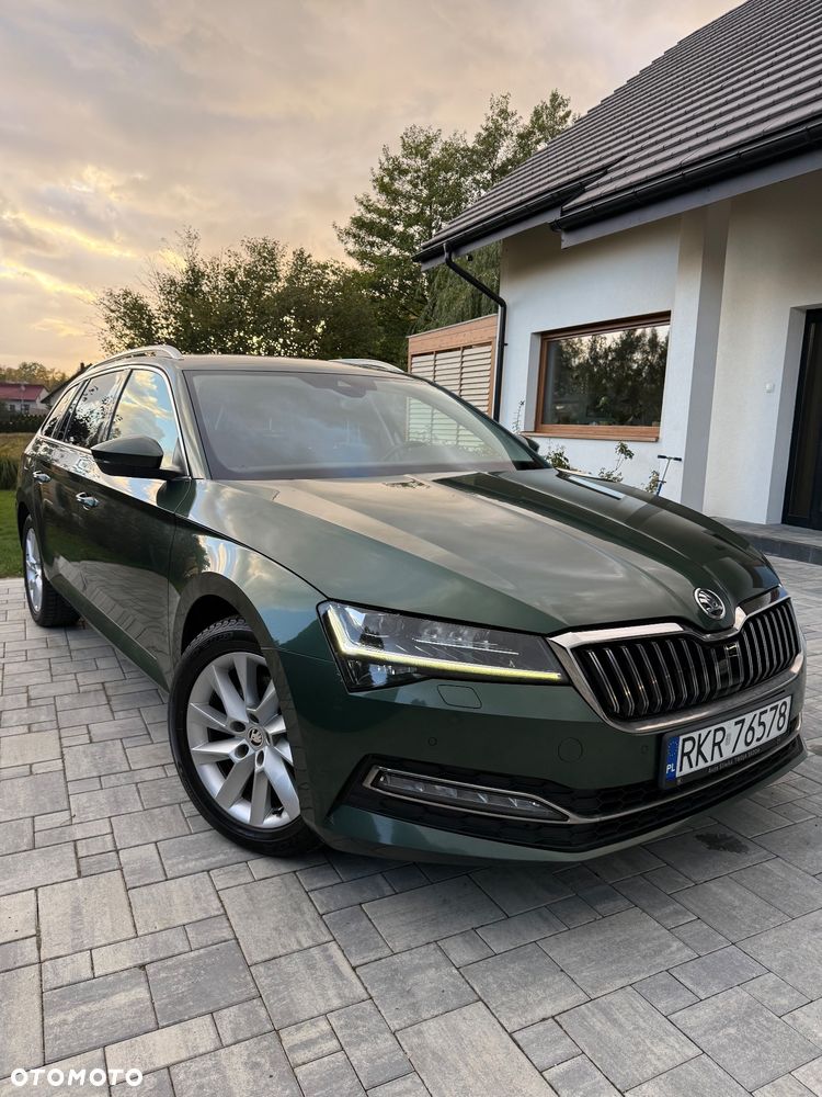 Skoda Superb 2.0 TDI SCR 4x4 Style DSG - 8