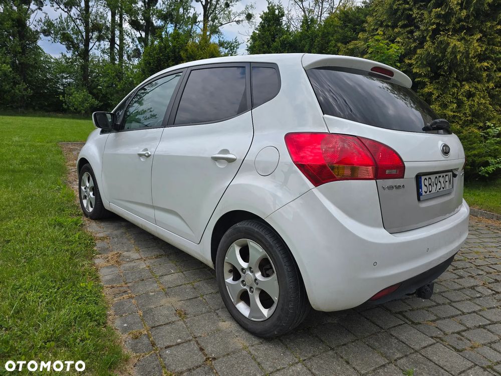 Kia Venga 1.6 CRDi 128 Vision - 14