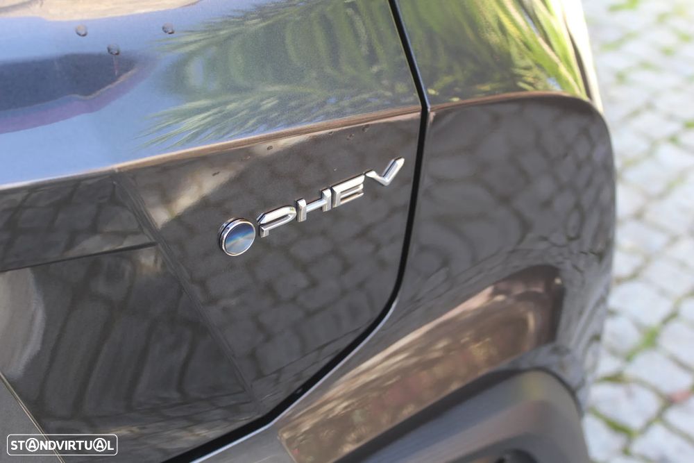 Toyota C-HR 2.0 Hybrid Exclusive+P.Luxury - 10