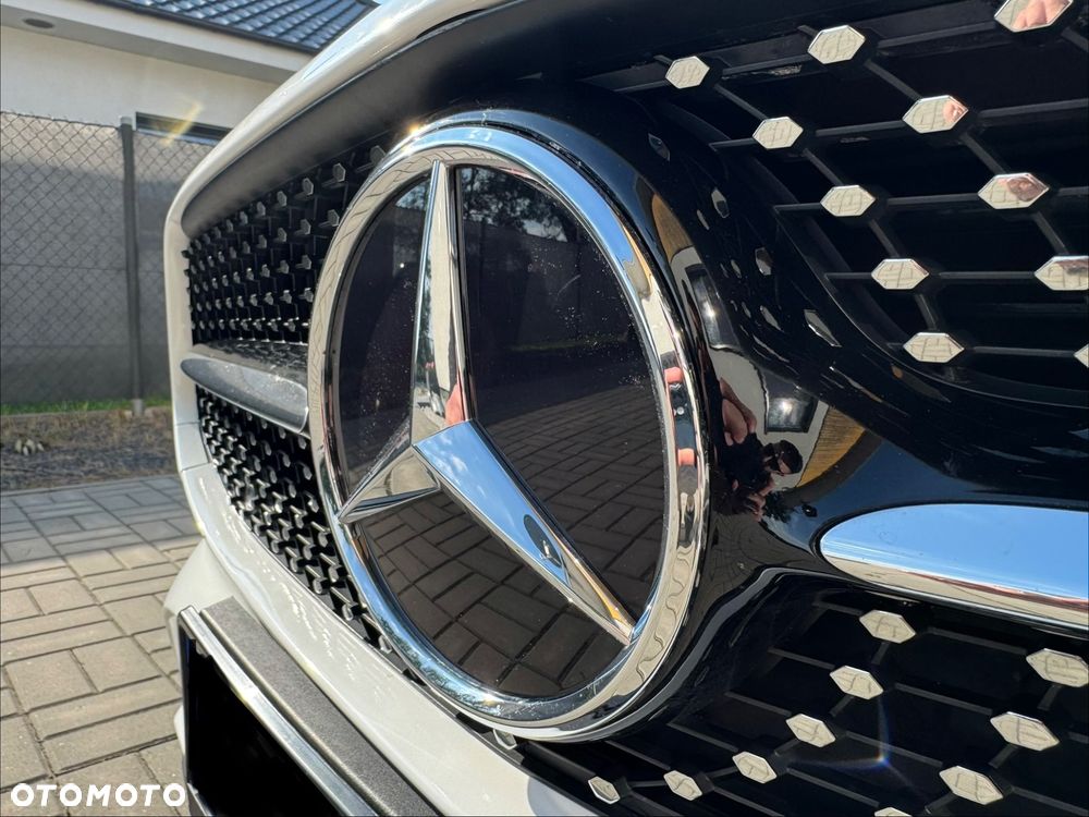 Mercedes-Benz CLA 220 4-Matic AMG Line 7G-DCT - 12