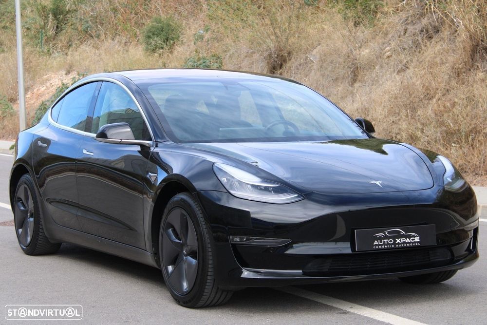 Tesla Model 3 - 7