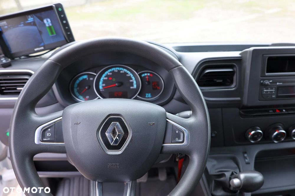 Renault Master - 24